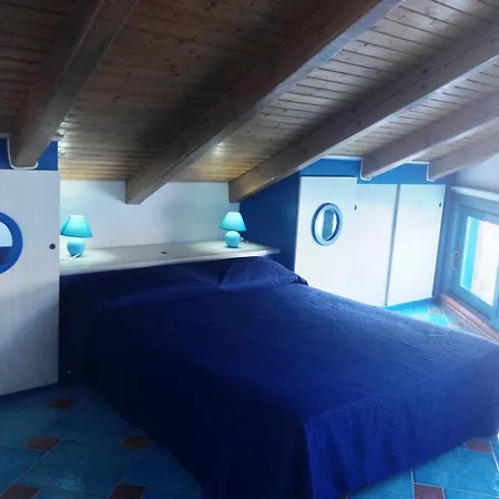 Casa Il Soffio Di Eolo Hotel Scilla Room photo